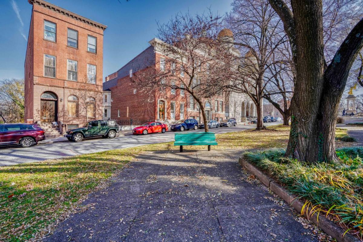 Apartment for rent at 1317 Eutaw Place #3R, Baltimore, MD 21217