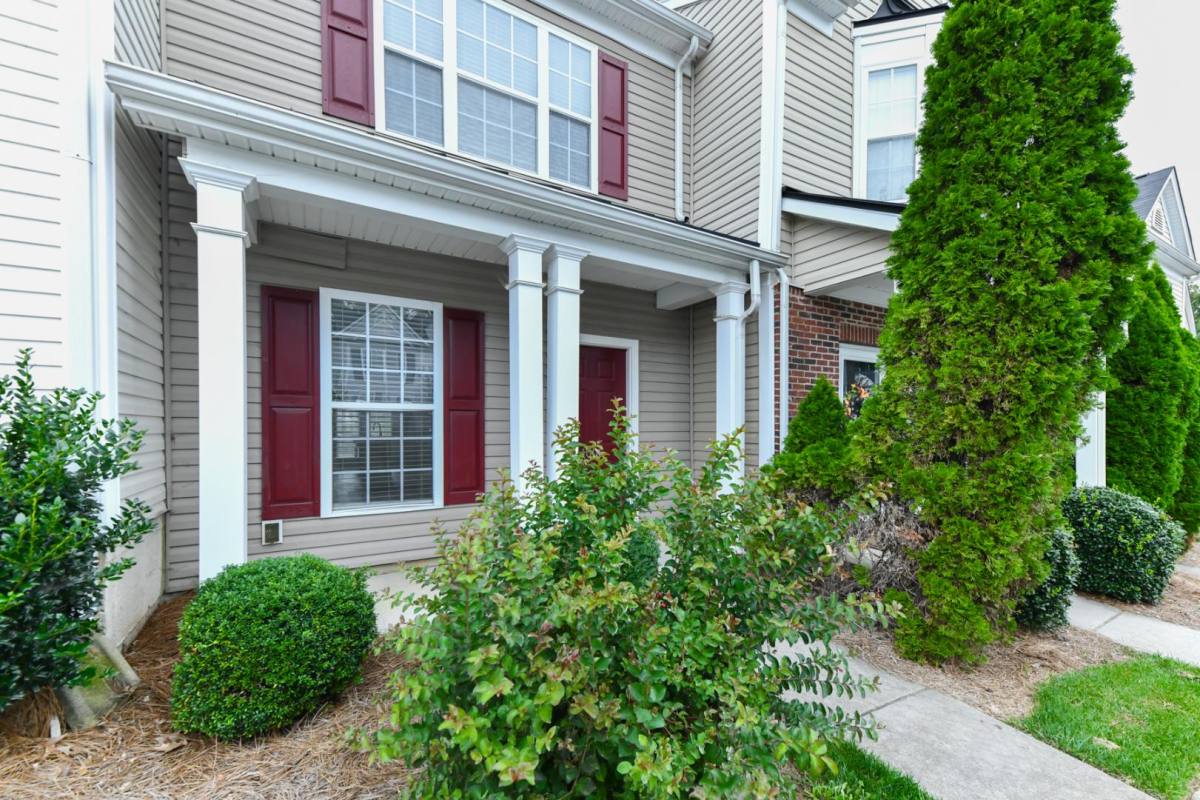 Townhouse for rent at 4006 Tarrant Trace Circle Unfurnished, High Point, NC 27265