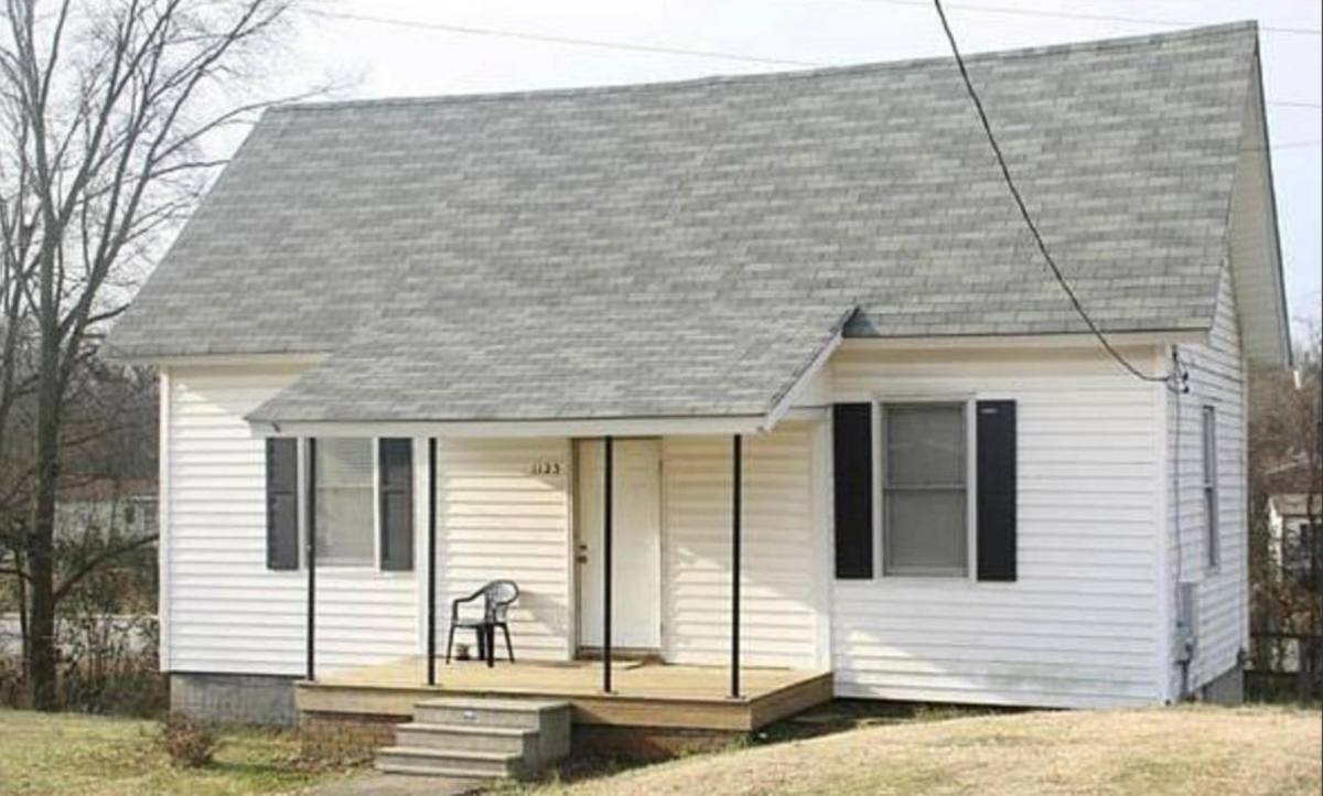 House for rent at 1123 W 5th Ave #1, Gastonia, NC 28052