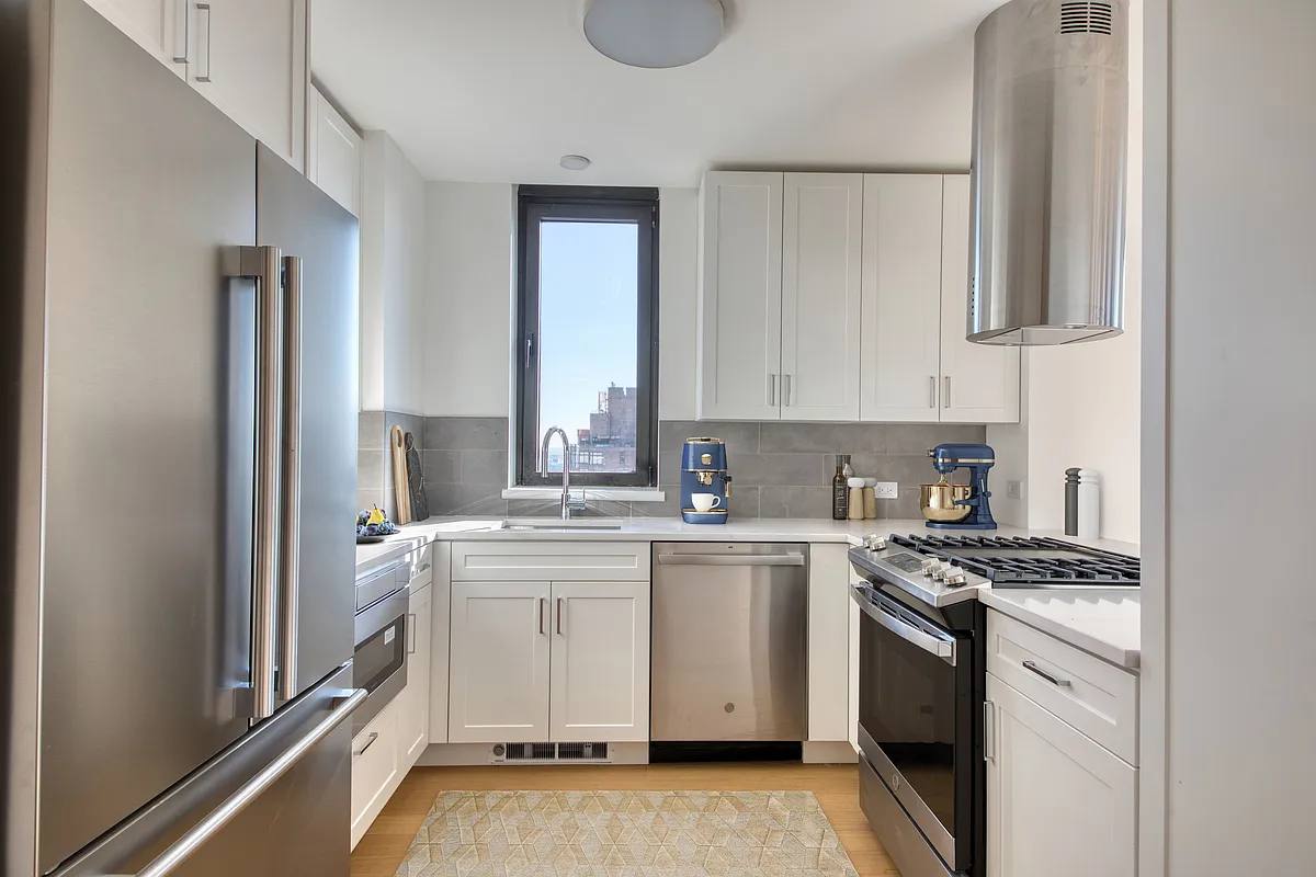 Apartment for rent at 301 E 94th St #20CC, New York, NY 10128