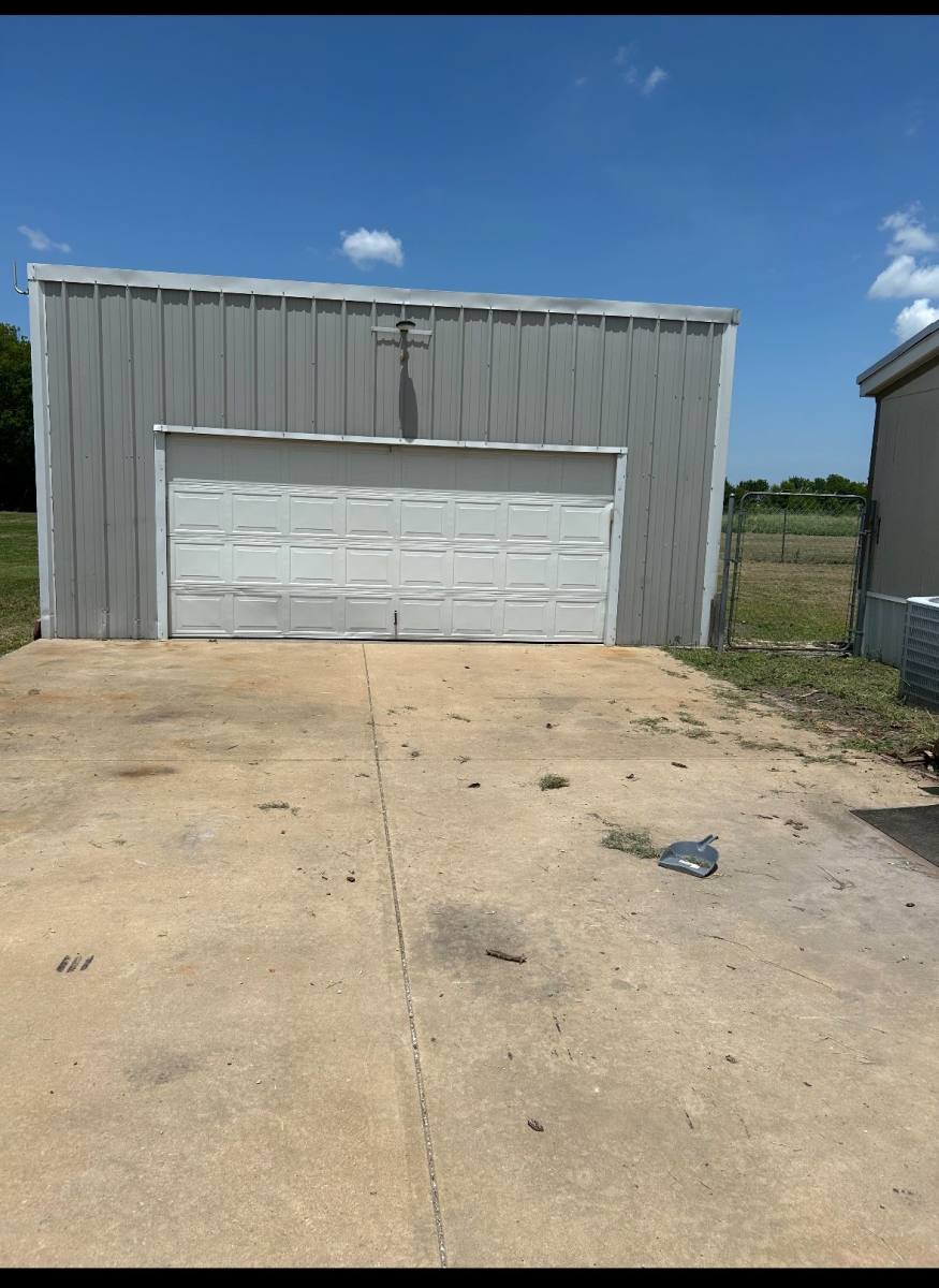 House for rent at 9498 Douglas Circle, Terrell, TX 75160
