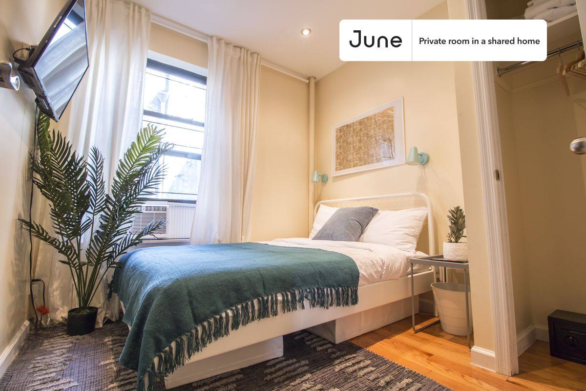 Apartment for rent at 15 W 107th St, New York, NY 10025