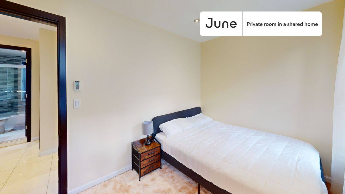 Apartment for rent at 15 W 107THSTREET, New York, NY 10025