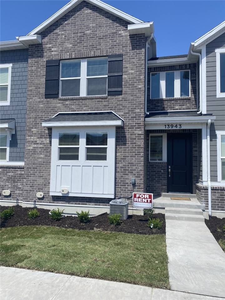 Townhouse for rent at 13943 S Little Ridge Lane #302, Herriman, UT 84096