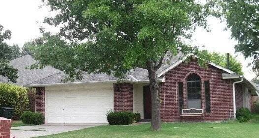 House for rent at 1708 Louis Scott, Edmond, OK 73003