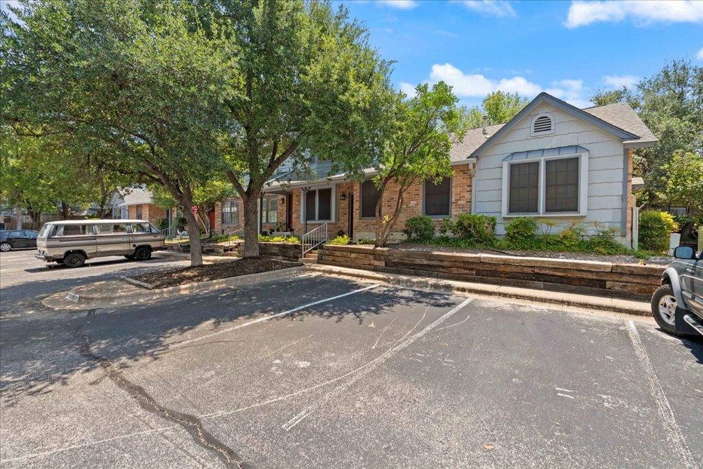 Townhouse for rent at 1411 Gracy Farms #107, Austin, TX 78758