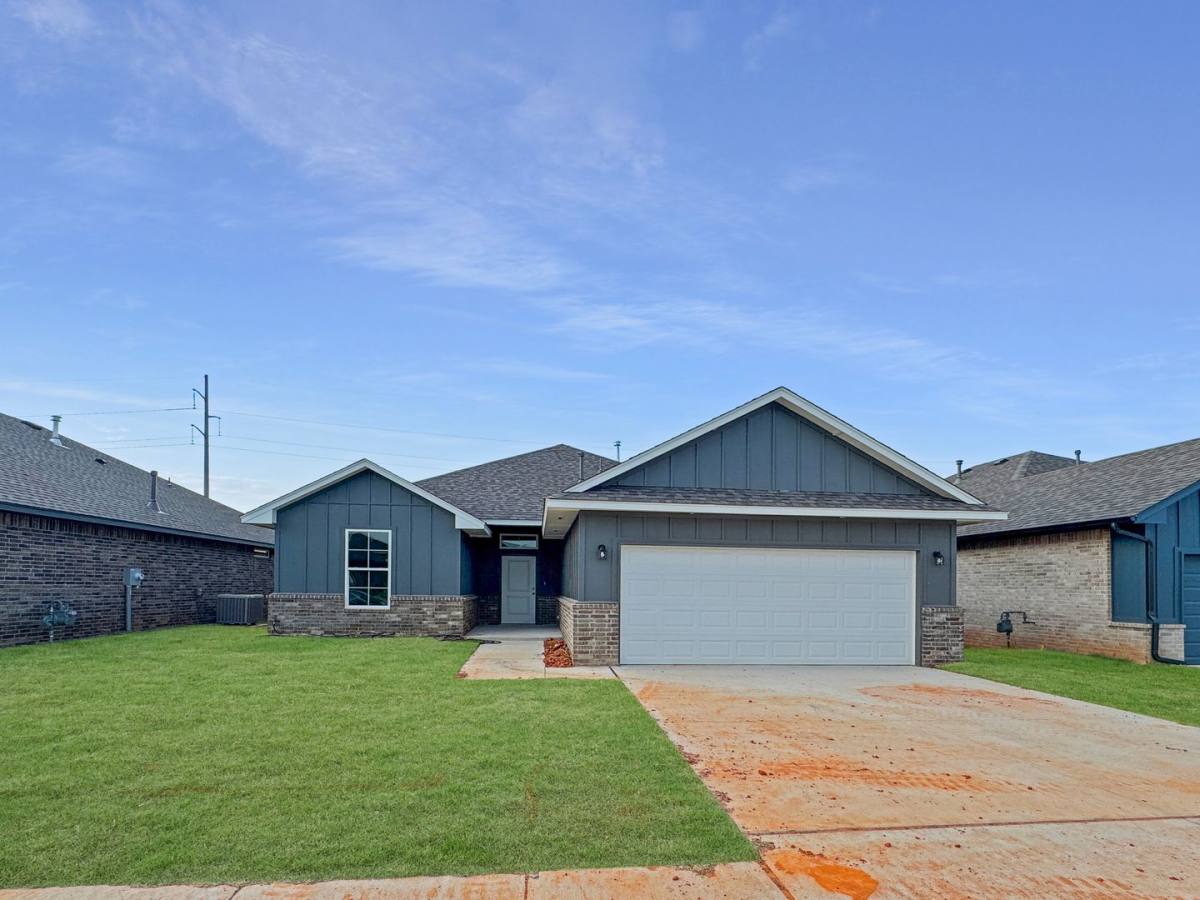 House for rent at 8309 NW 163rd Terrace, Edmond, OK 73013