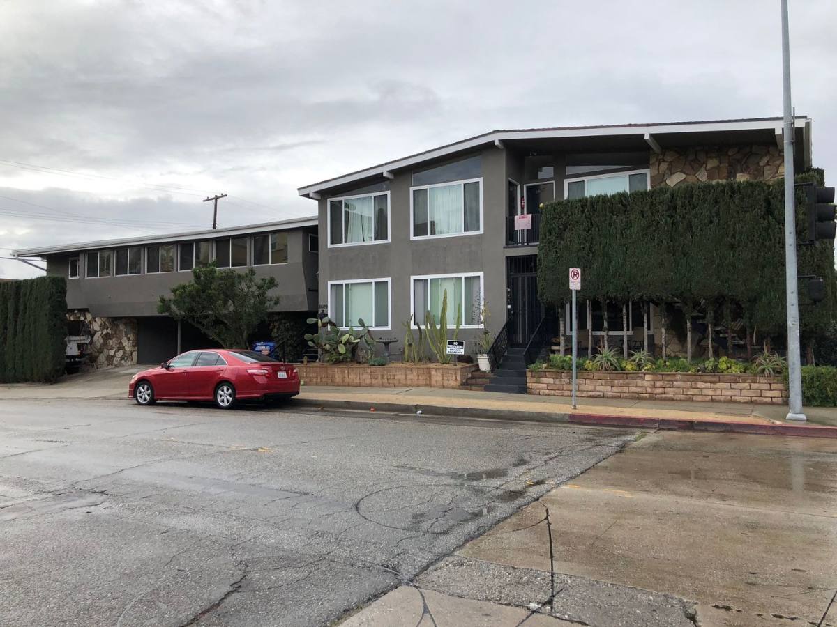 Apartment for rent at 8601-8609 Saran Dr, Playa Del Rey, CA 90293
