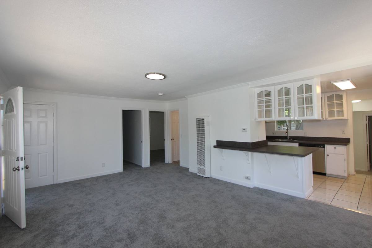Apartment for rent at 4095 Thorn St, San Diego, CA 92105