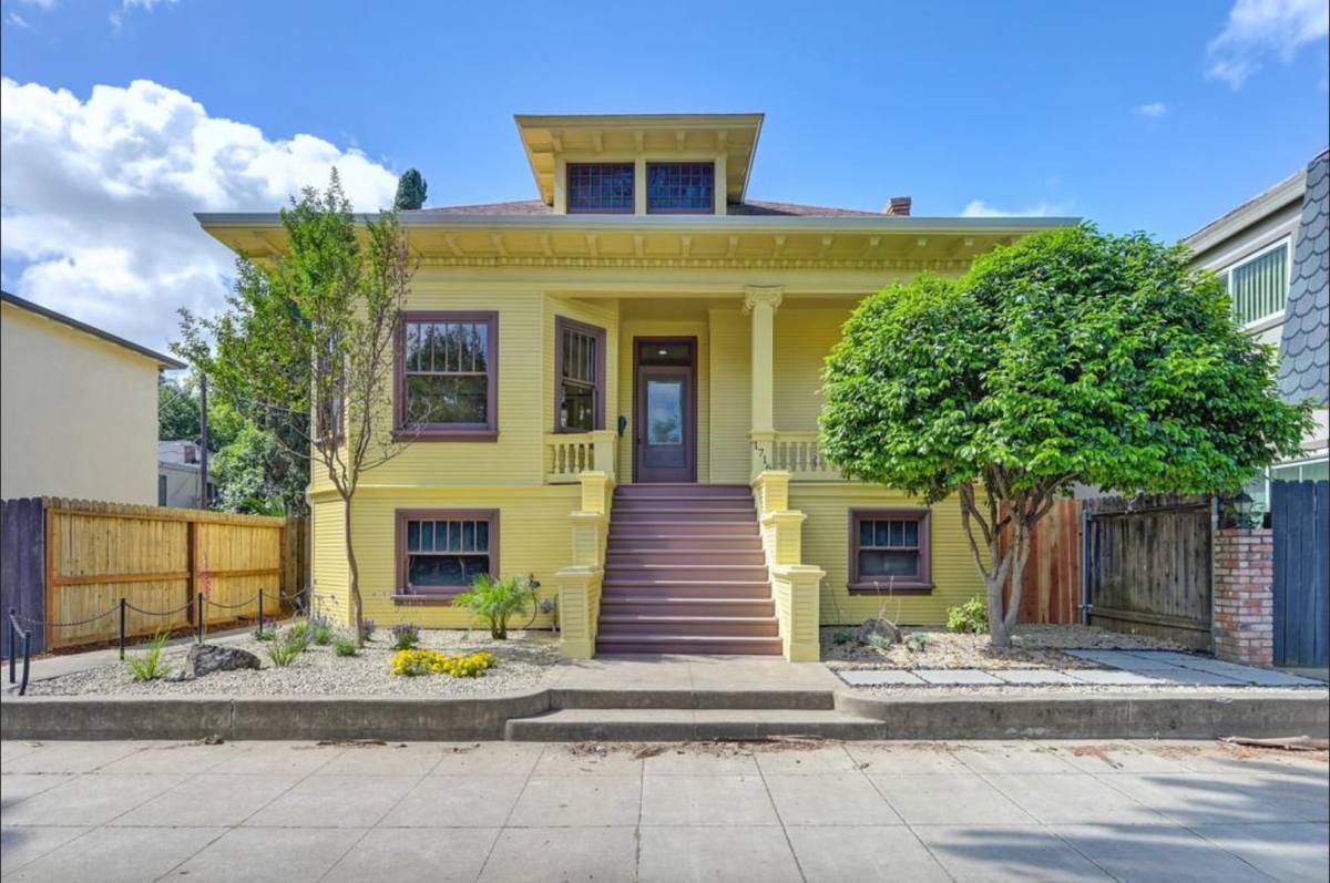 House for rent at 1716 T St, Sacramento, CA 95811