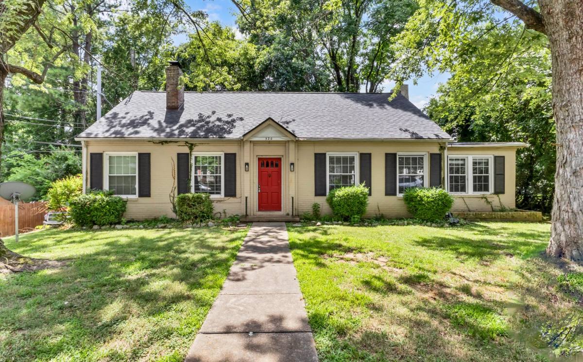 House for rent at 520 A York St, Clarksville, TN 37040