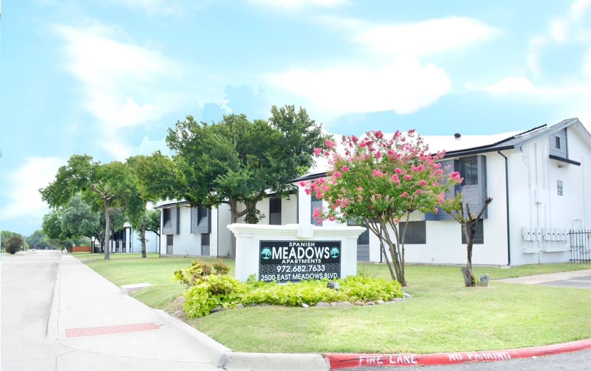 Apartment for rent at 2500 E Meadows Blvd, Mesquite, TX 75150