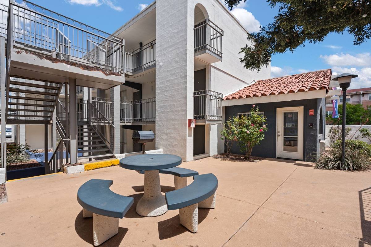 Apartment for rent at 1200 Louisiana Blvd NE, Albuquerque, NM 87110