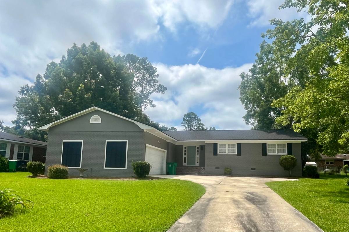 House for rent at 111 Fairway Dr, Valdosta, GA 31605