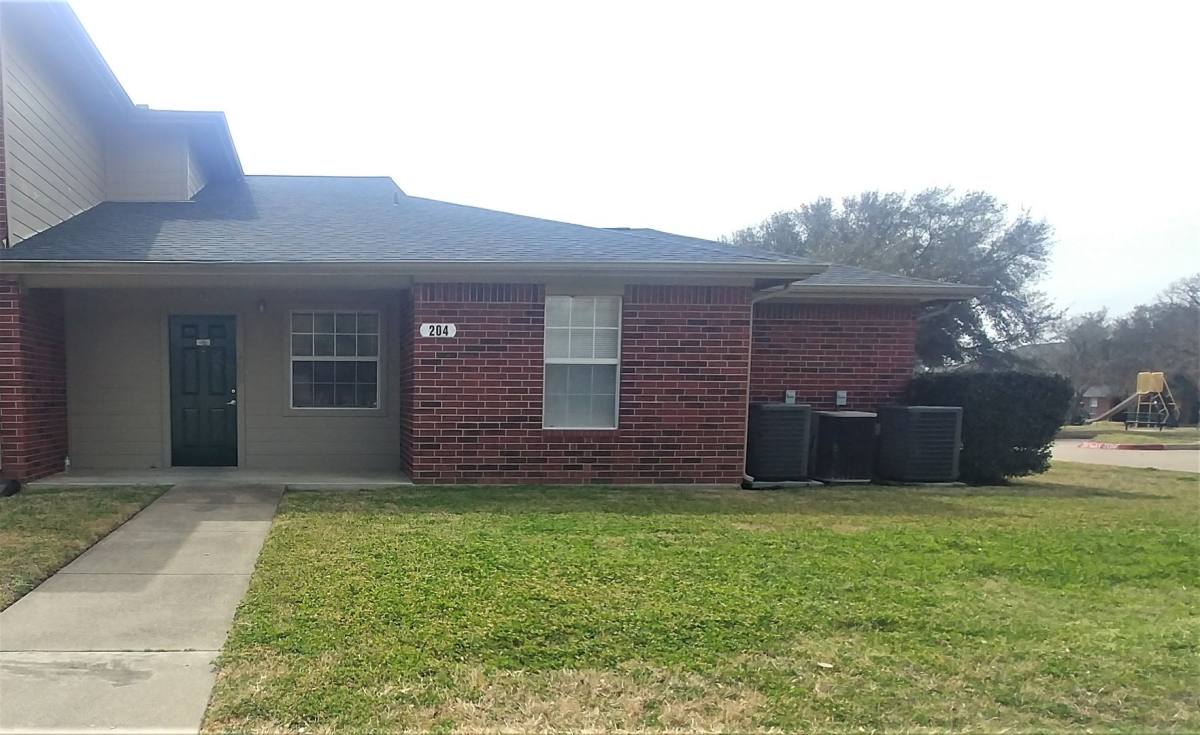 Apartment for rent at 2526 Dartmouth St, College Station, TX 77840