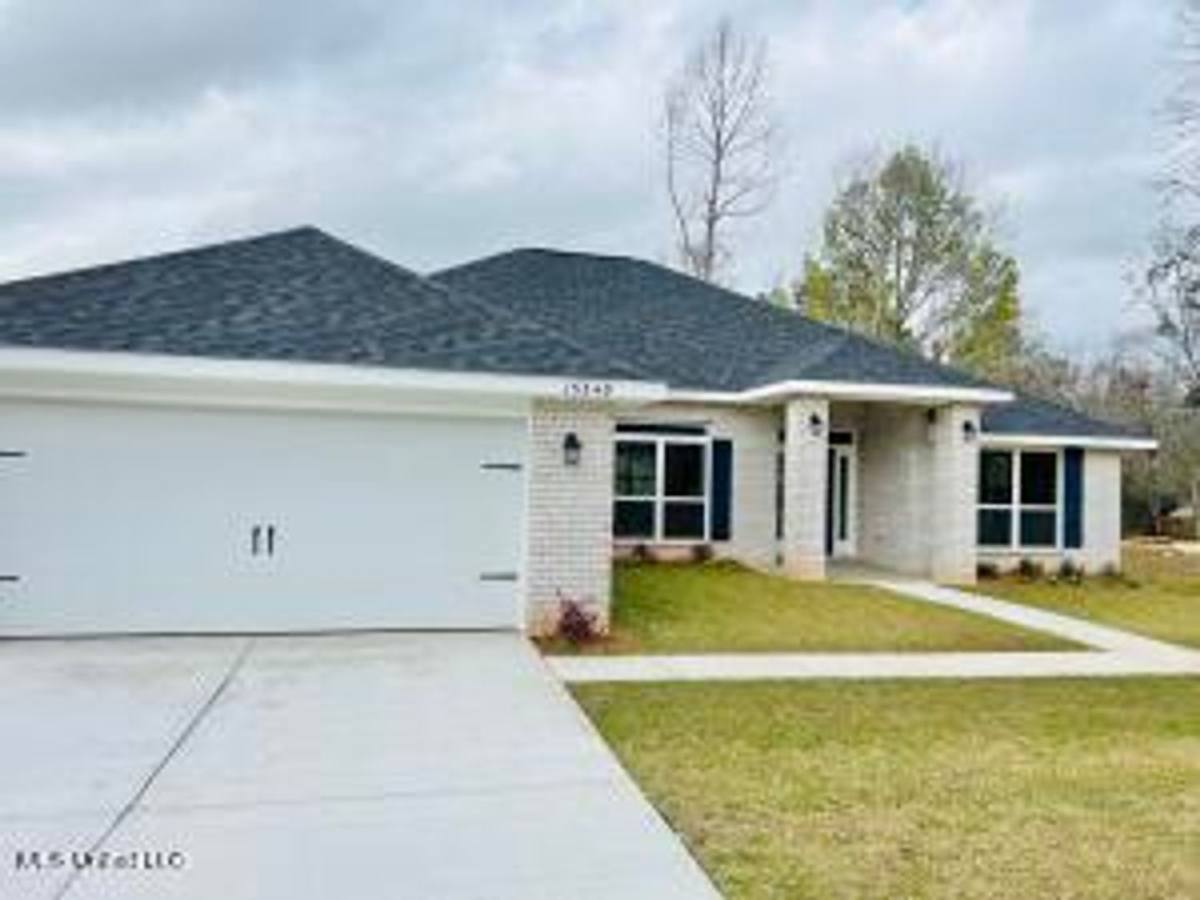 House for rent at 15349 Lakeview Court, Gulfport, MS 39503