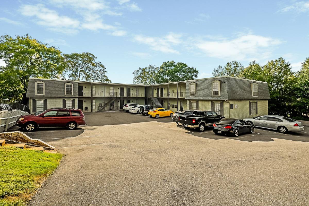 Apartment for rent at 1300 29th St S, Birmingham, AL 35205