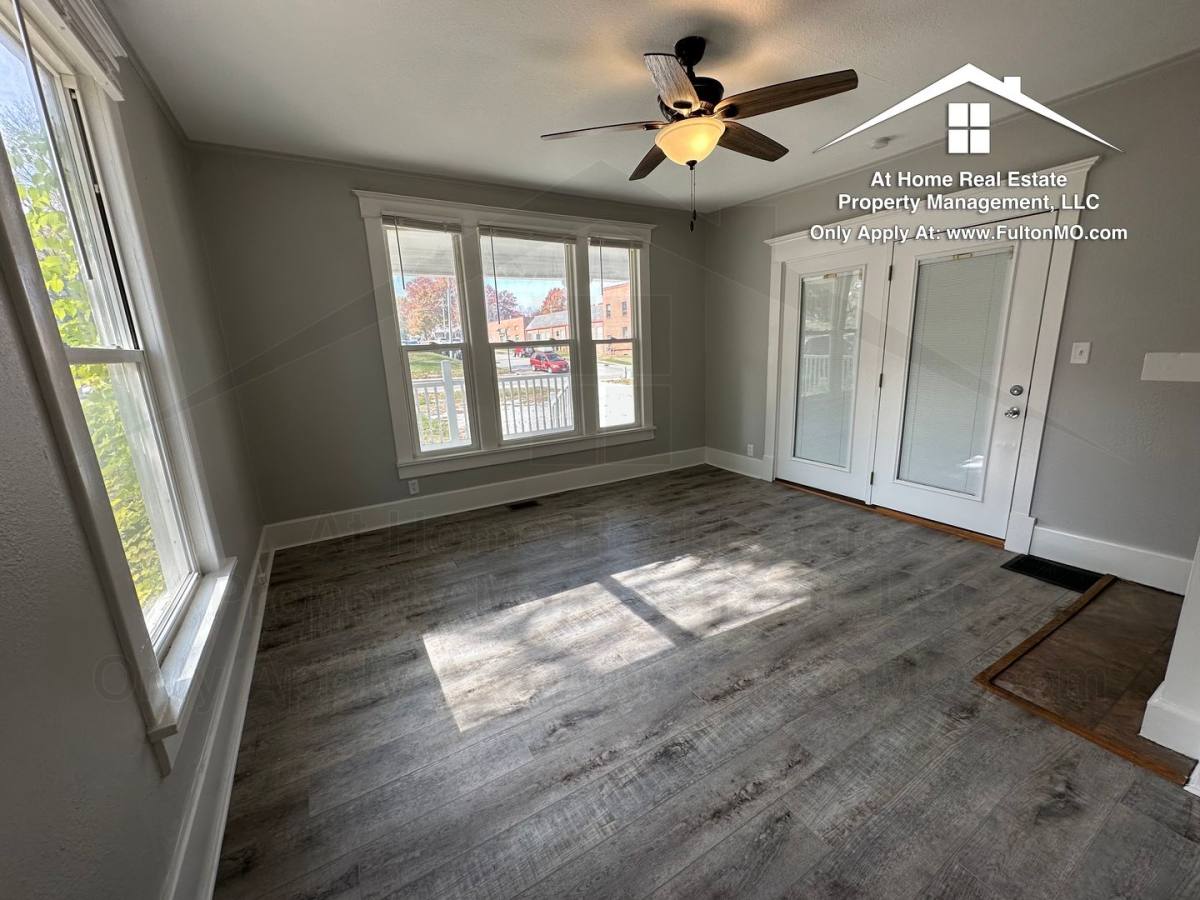 Apartment for rent at 1016 Bluff St, Fulton, MO 65251