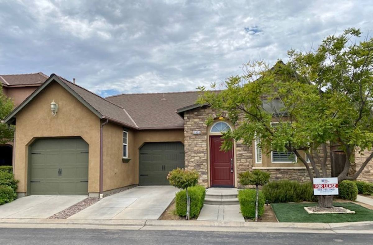 House for rent at 1950 N Todd Hedrick, Clovis, CA 93619