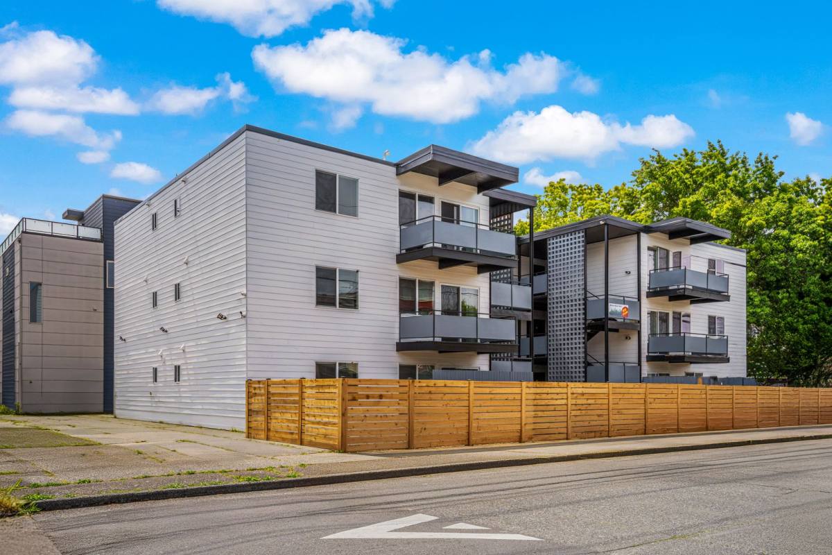 Apartment for rent at 1725 SW Barton St, Seattle, WA 98106