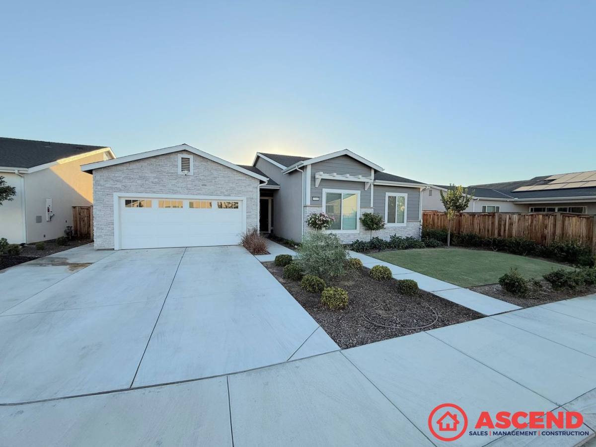 House for rent at 3201 Little Bear Way, Shafter, CA 93263