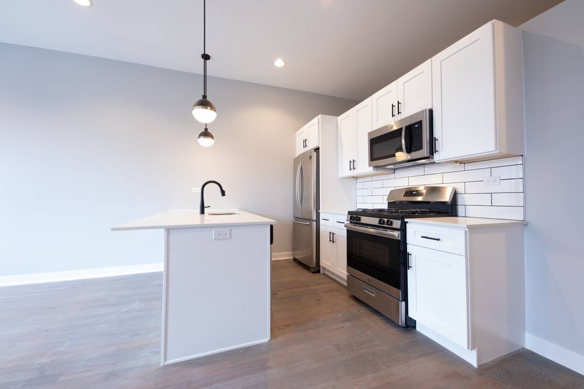 Apartment for rent at 1637 W Chicago Ave, Chicago, IL 60622