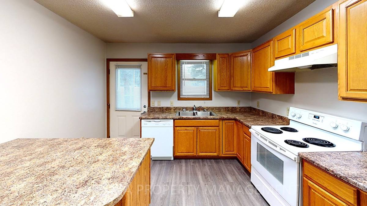 Apartment for rent at 3500, 3506 & 3510 S Sertoma Ave, Sioux Falls, SD 57106