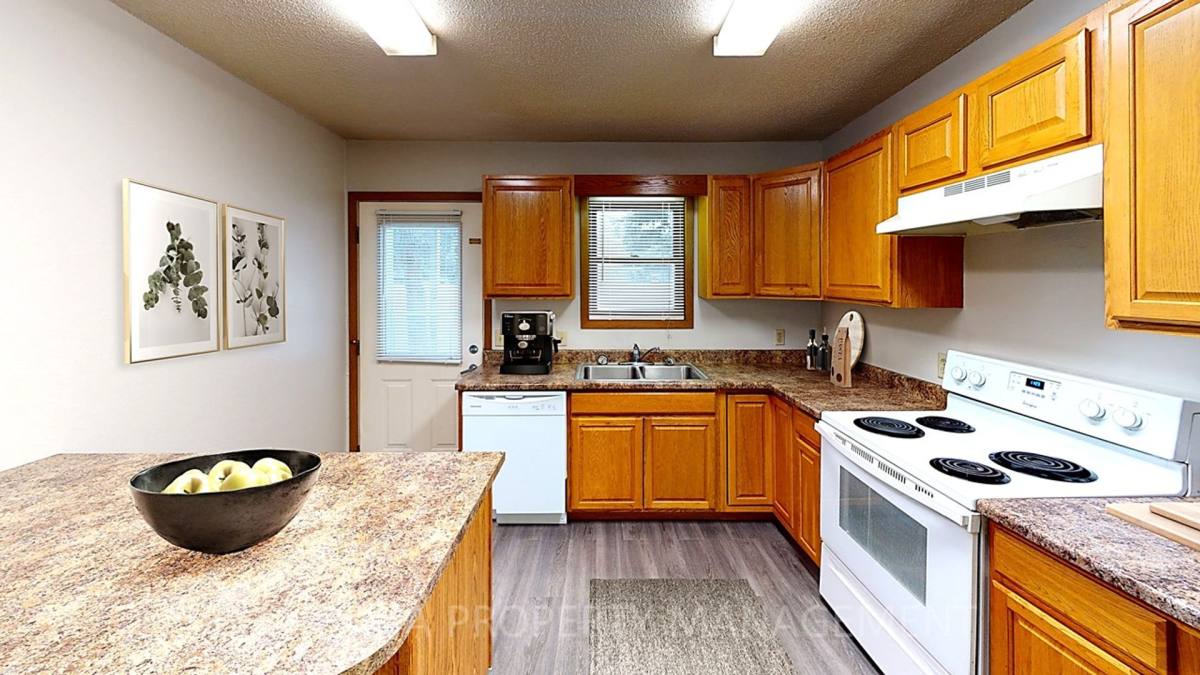 Apartment for rent at 3500, 3506 & 3510 S Sertoma Ave, Sioux Falls, SD 57106
