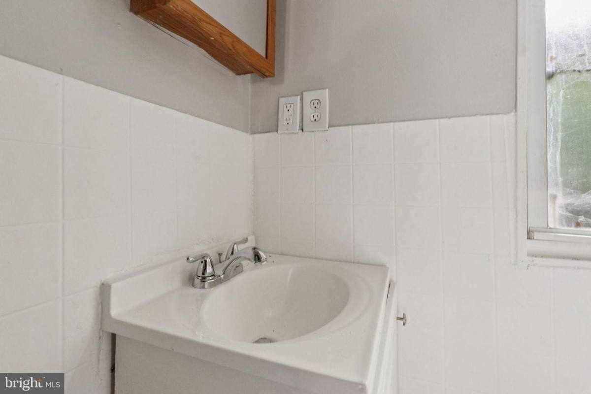 House for rent at 5612 Utah St, Philadelphia, PA 19144