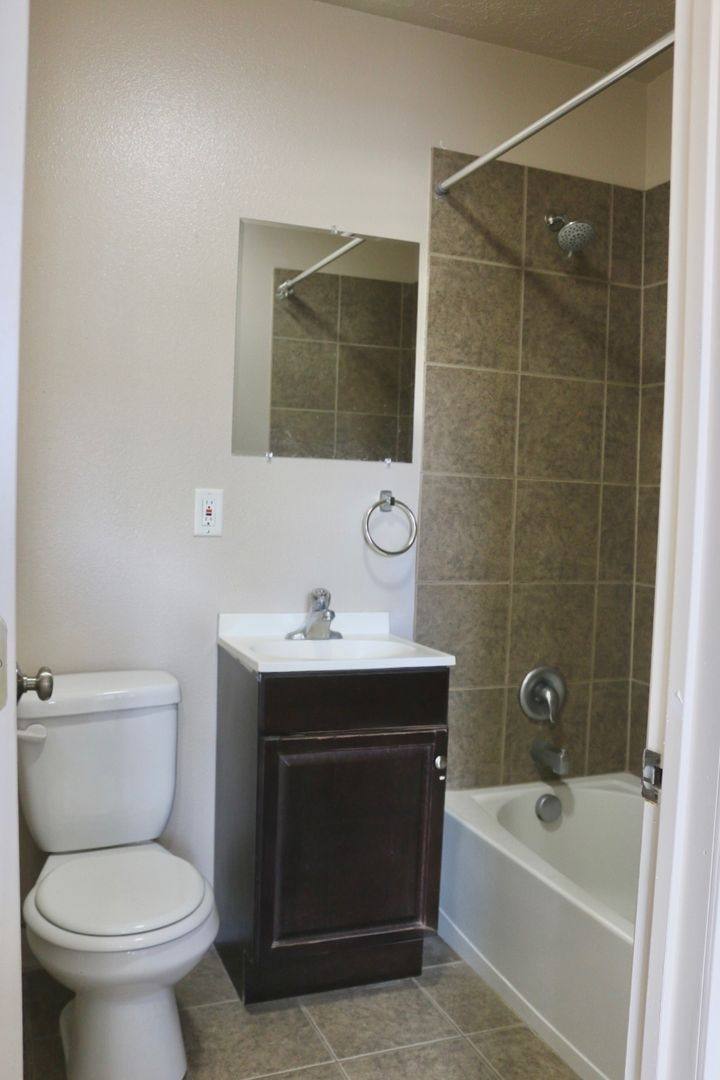 Apartment for rent at 406 E Montgomery Ave, Spokane, WA 99207