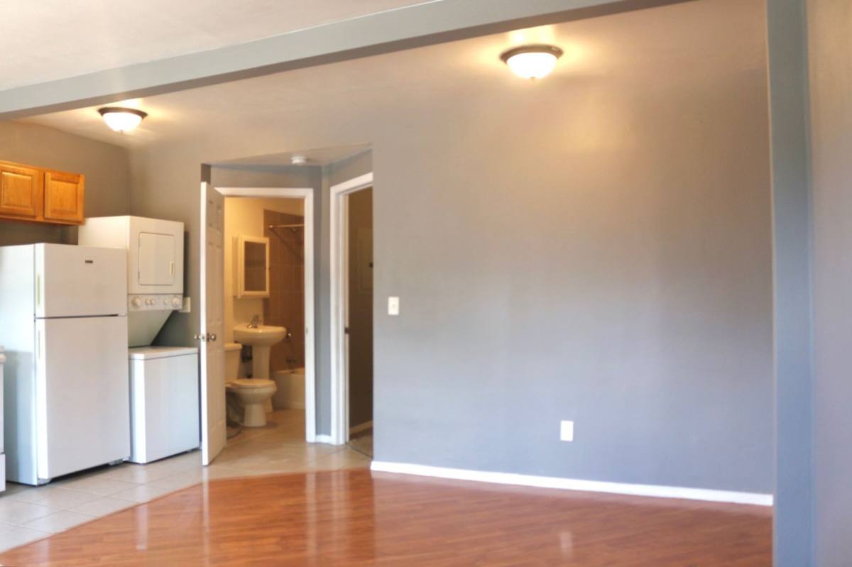 Apartment for rent at 406 E Montgomery Ave, Spokane, WA 99207