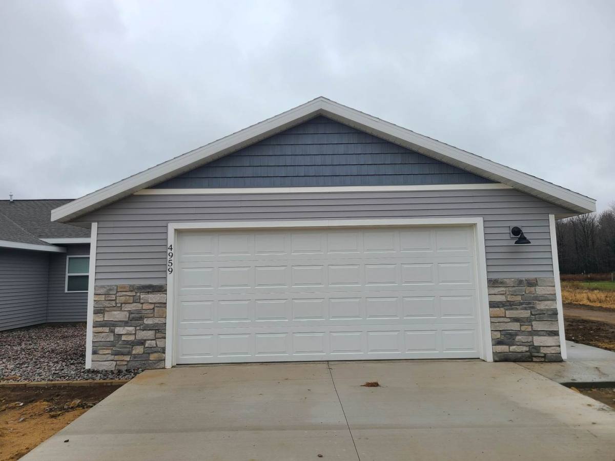 Townhouse for rent at 4959 Well Rd, Vesper, WI 54489