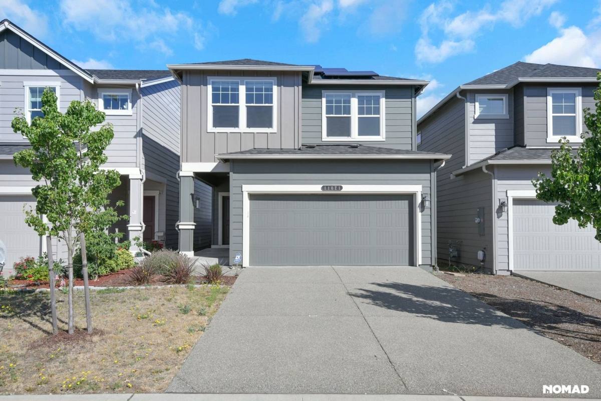 House for rent at 11021 186th St E, Puyallup, WA 98374