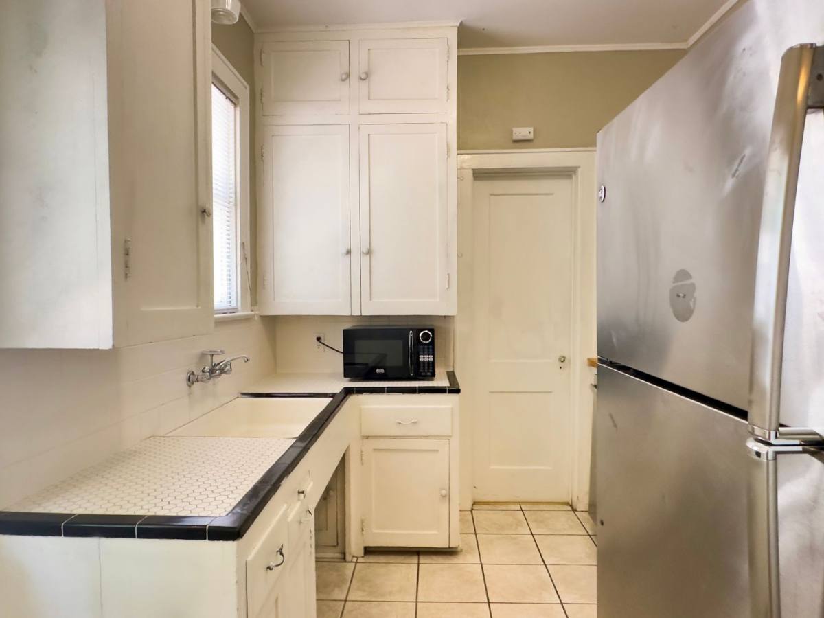 Townhouse for rent at 202 E 31st St #B, Austin, TX 78705
