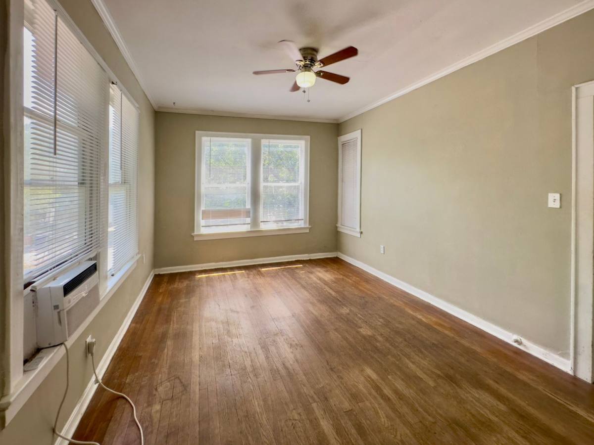 Townhouse for rent at 202 E 31st St #B, Austin, TX 78705