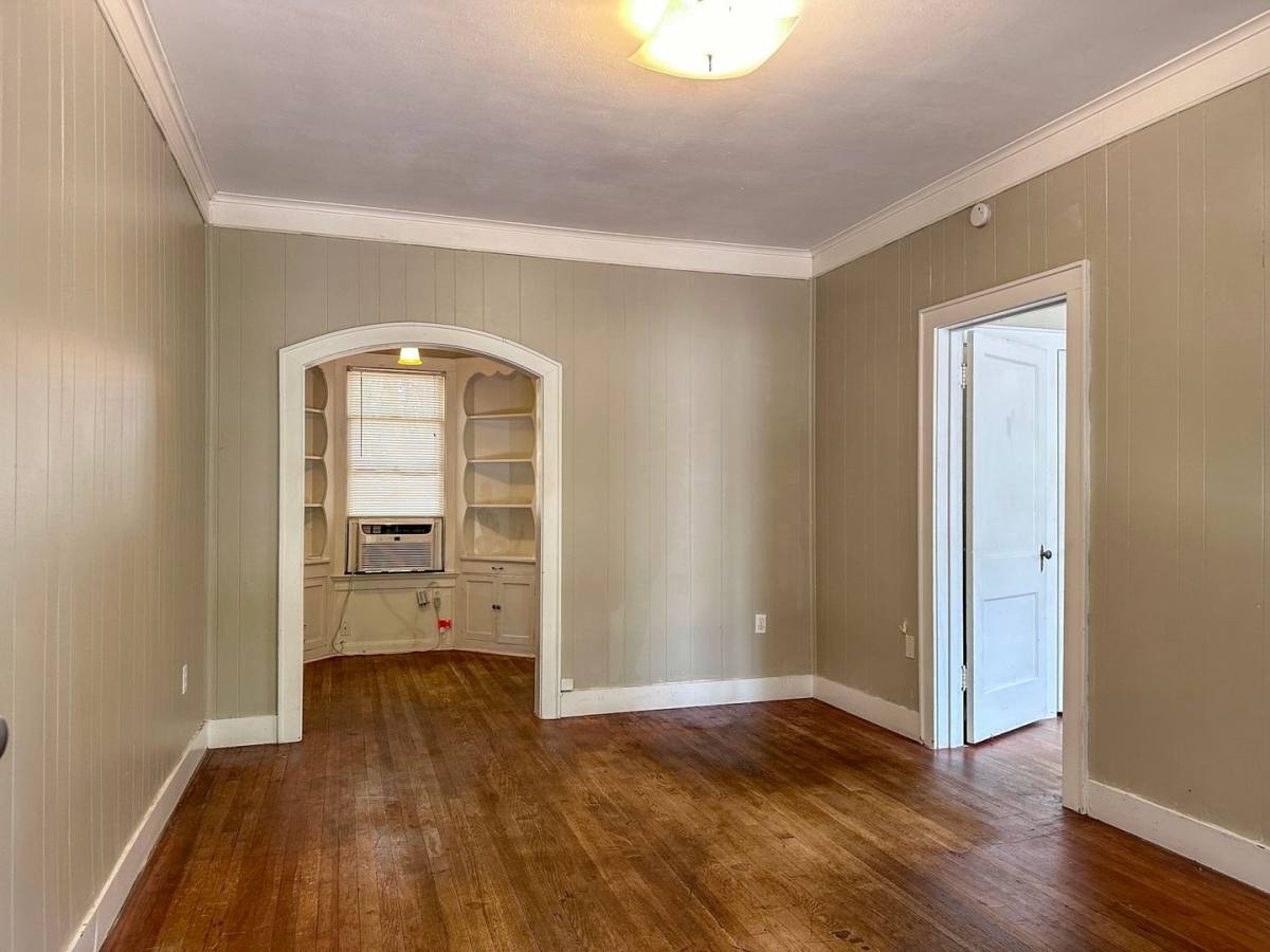 Townhouse for rent at 202 E 31st St #B, Austin, TX 78705