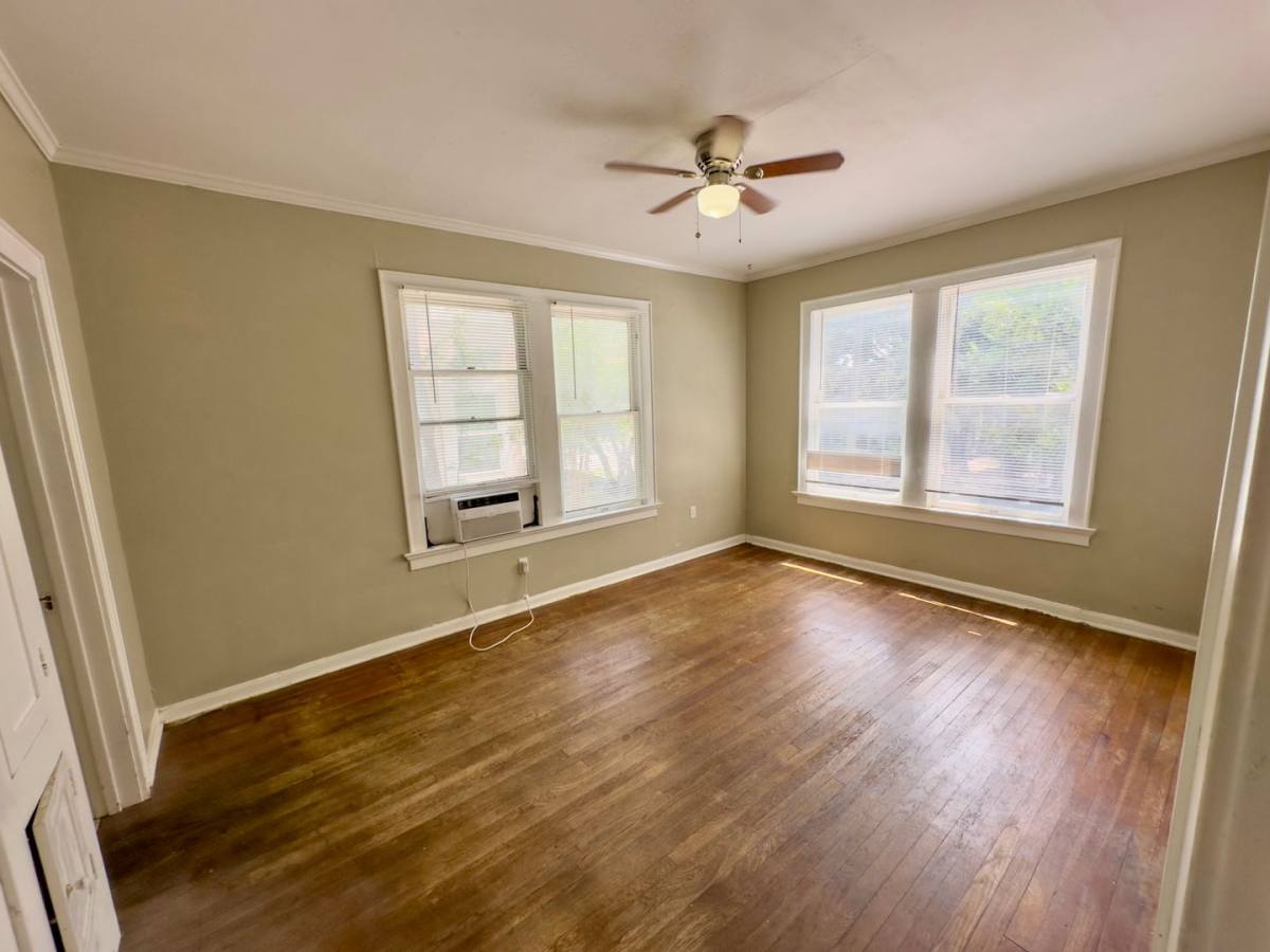 Townhouse for rent at 202 E 31st St #B, Austin, TX 78705