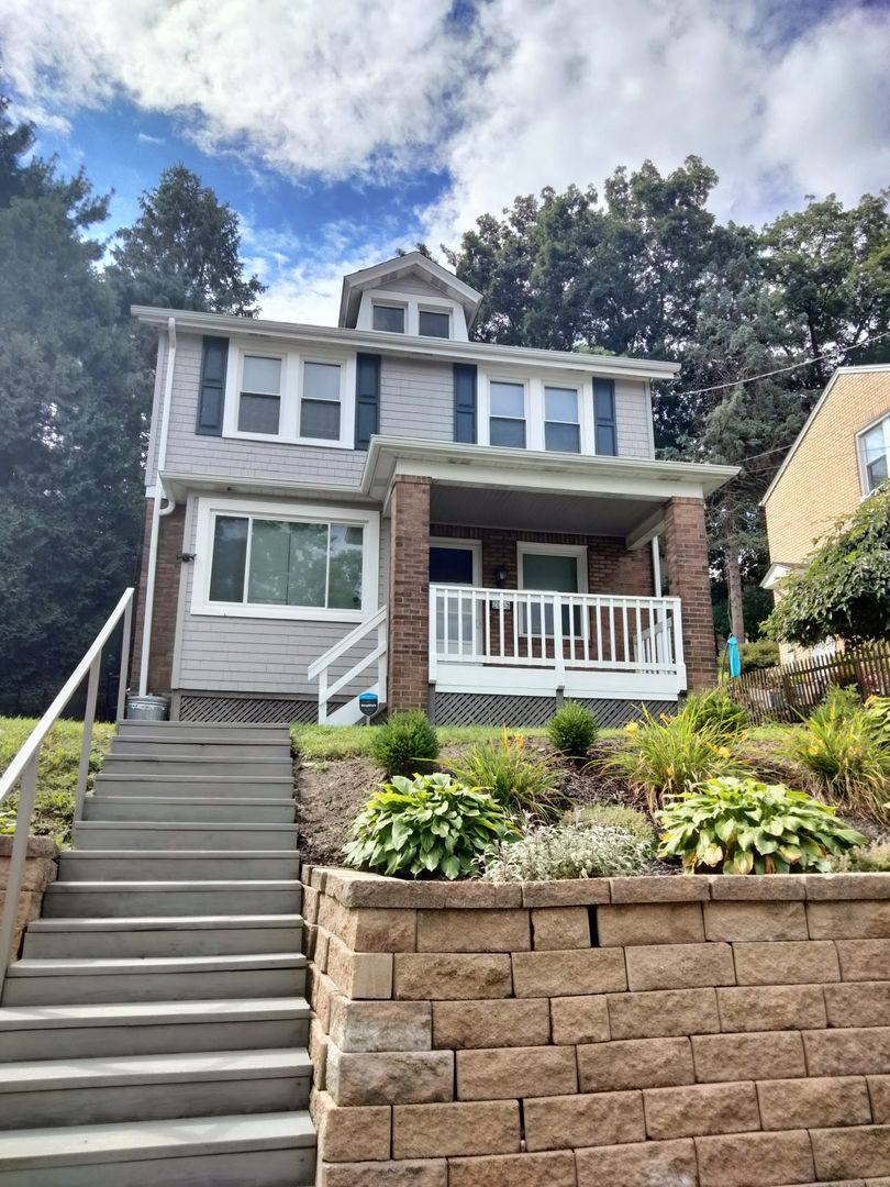 House for rent at 2065 Plainview Ave, Pittsburgh, PA 15226