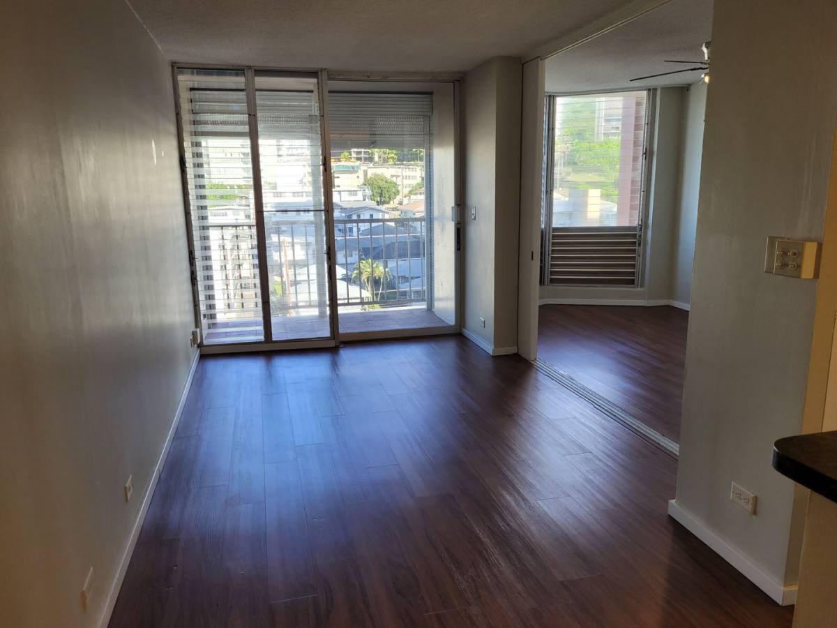 Apartment for rent at 1535 Pensacola St, Honolulu, HI 96822