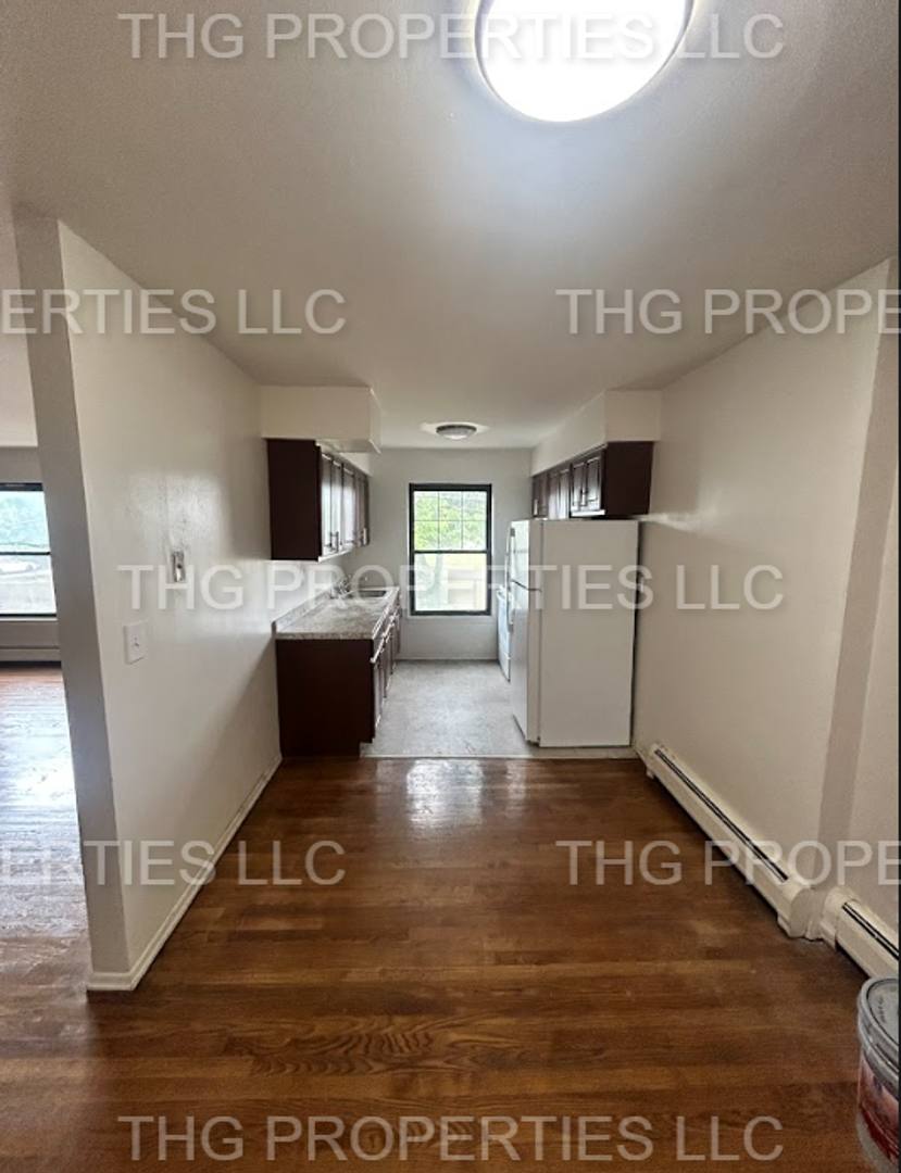 Apartment for rent at 259 Reynolds Terrace, Orange, NJ 07050