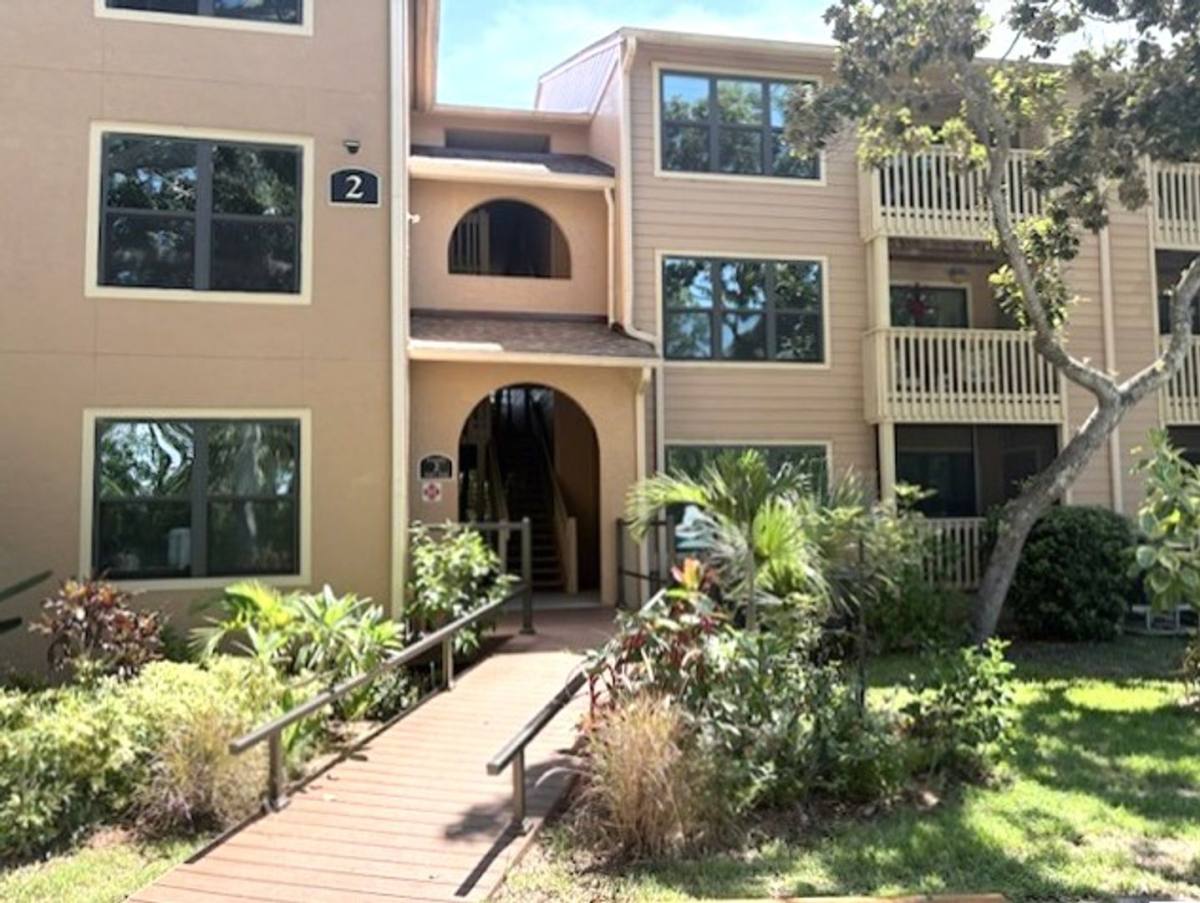 Condo for rent at 1401 S Palmetto Ave, Daytona Beach, FL 32114