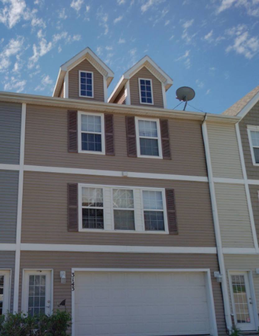 Townhouse for rent at 3143 SW Arlan Lane, Ankeny, IA 50023