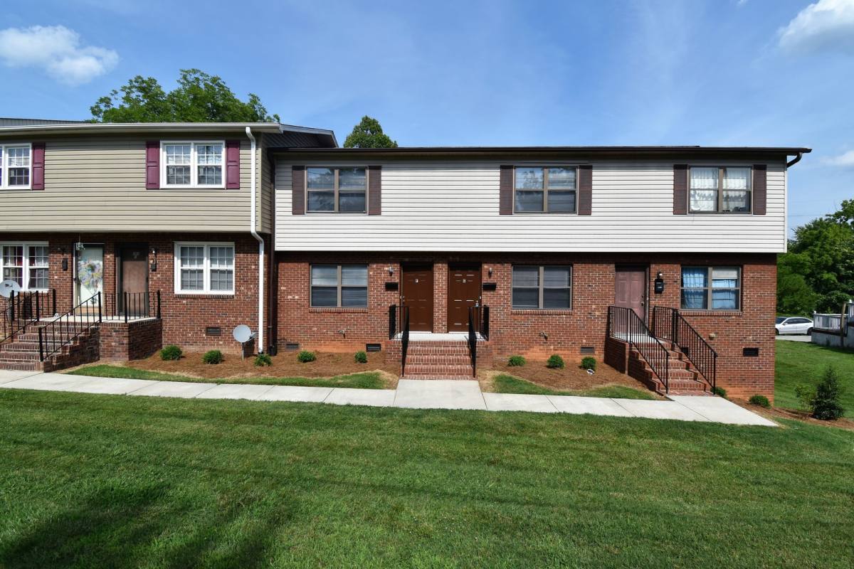 Apartment for rent at 101-103 Fisher Ferry St, Thomasville, NC 27360