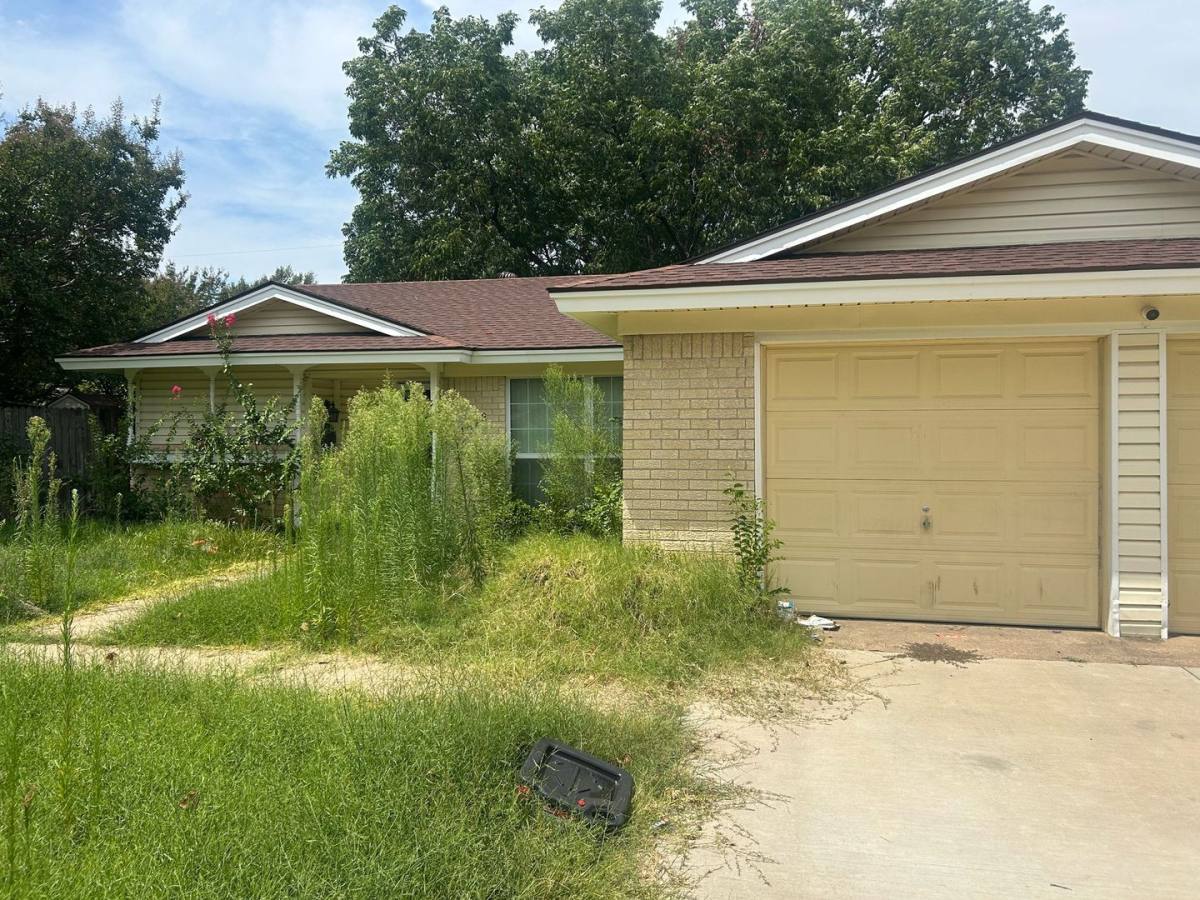 House for rent at 1818 Santa Rosa Court, Grand Prairie, TX 75051