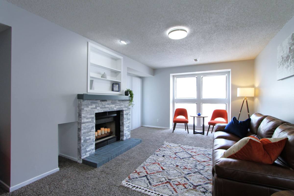 Apartment for rent at 6320 S 72nd St, Omaha, NE 68127