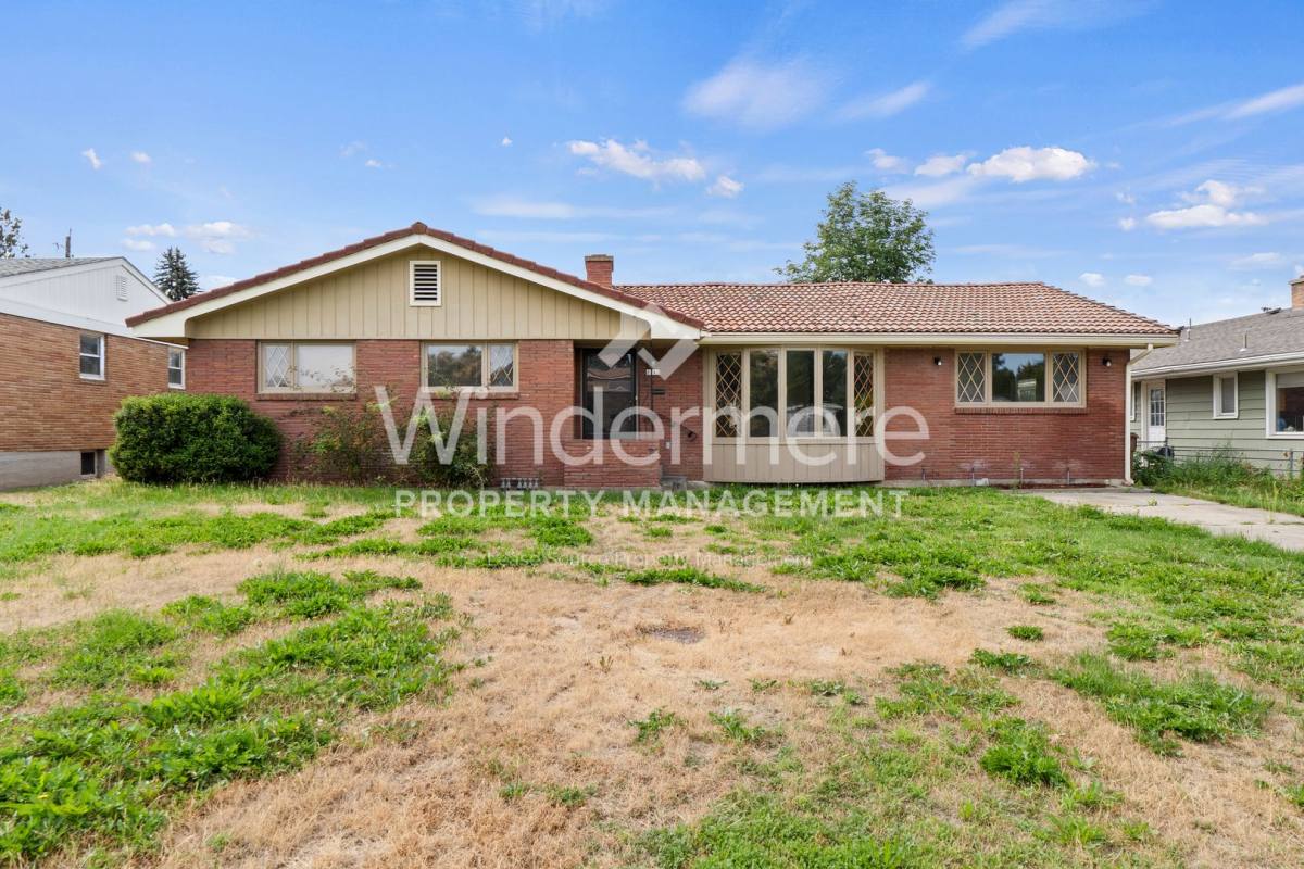 House for rent at 2115 W Kiernan, Spokane, WA 99205