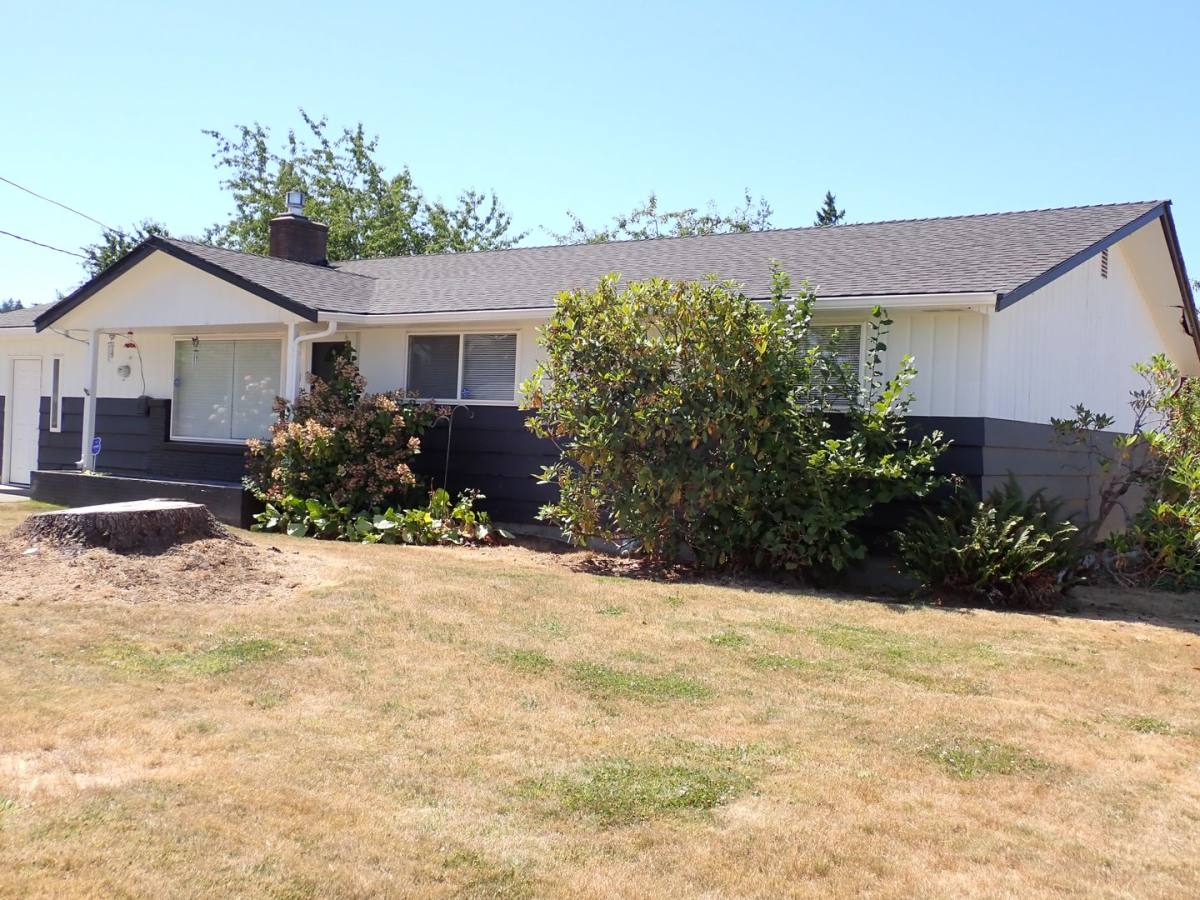 House for rent at 1028 7th St SW, Puyallup, WA 98371