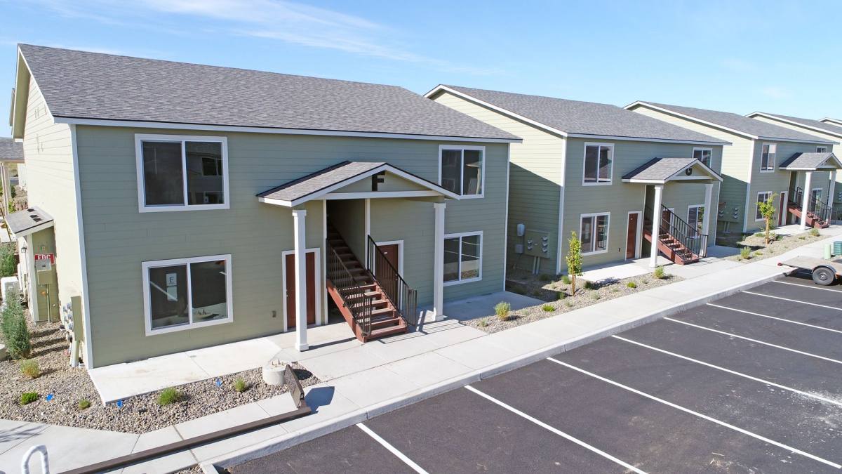 Apartment for rent at 7850 Paradise Way, West Richland, WA 99353
