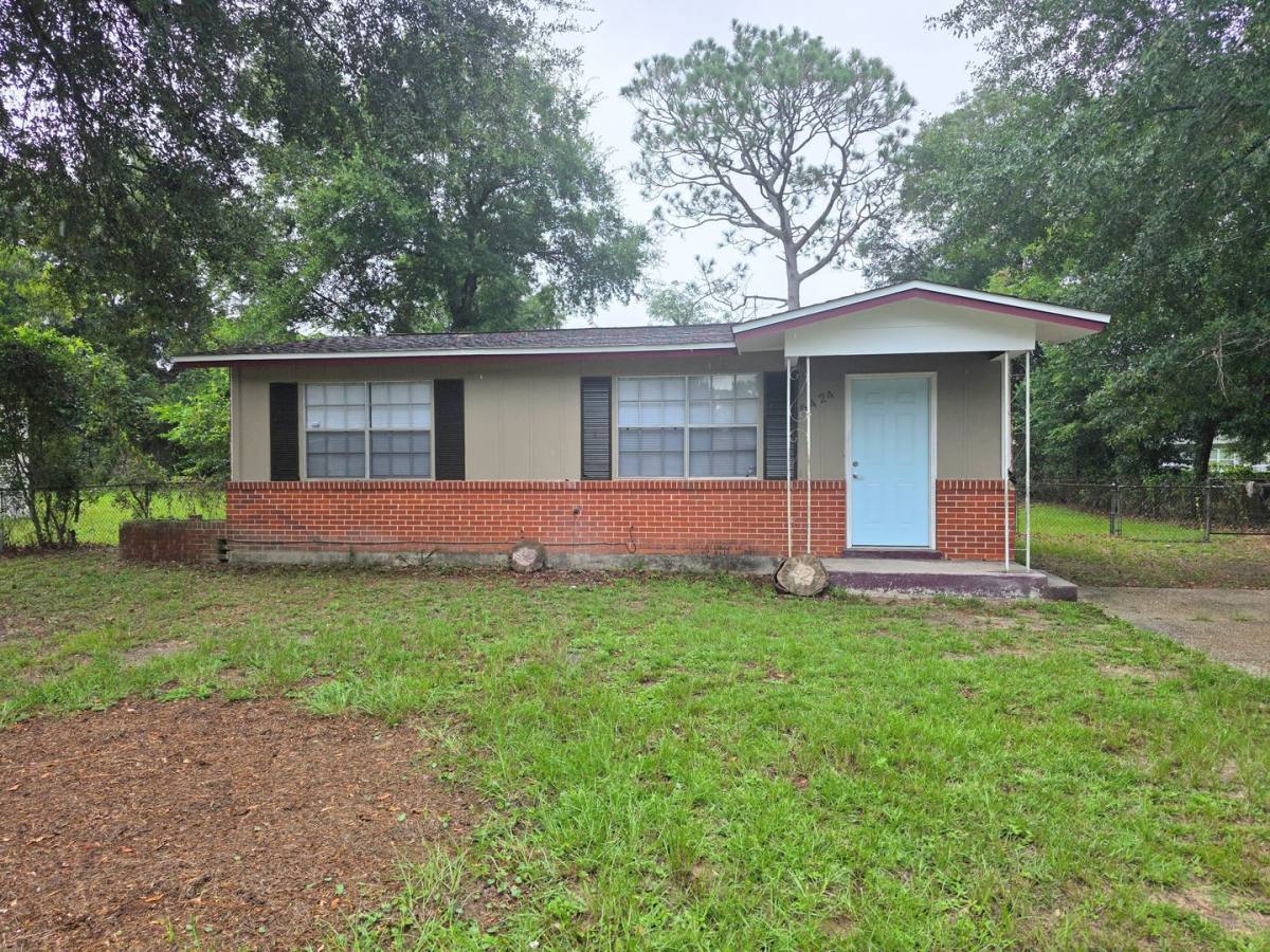 House for rent at 6424 Dunbar Rd, Pensacola, FL 32505