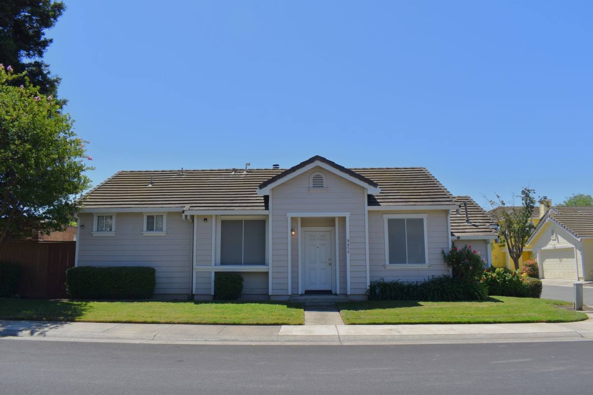 House for rent at 9454 Laguna Pointe Way, Elk Grove, CA 95758